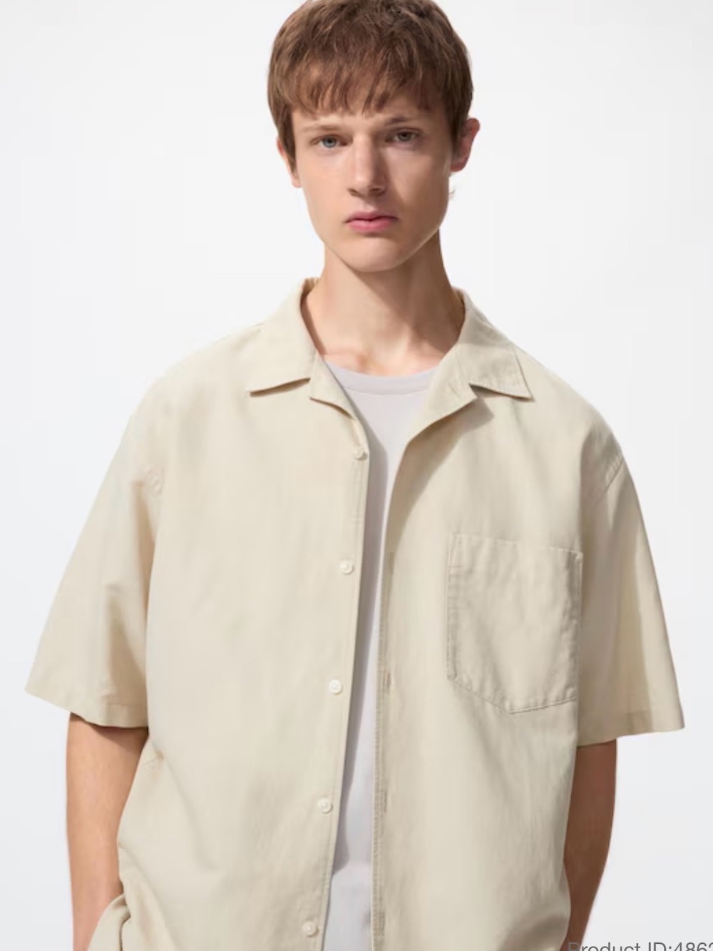 Uniqlo Men's Short Sleeve Shirt in Light Beige